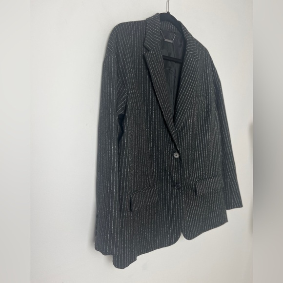 NEW Trina Turk Dark Gray Pinstripe 2-Button Single Breasted Blazer Classic Sz 12 - Picture 2 of 9